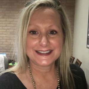 Meet your Posher, Lynn